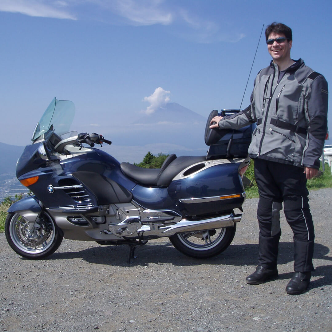 LMWeeks-BioPhoto-1080x1080